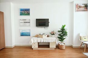 Jolie Home - Sky Center - Block A
