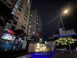 Jolie Home - Sky Center - Block A