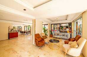 CLEOPATRA ICARIA APART HOTEL