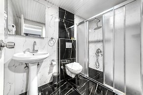 CLEOPATRA ICARIA APART HOTEL