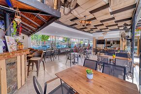 CLEOPATRA ICARIA APART HOTEL