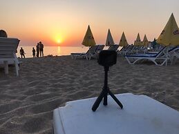 CLEOPATRA ICARIA APART HOTEL