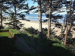 Tyee Lodge Oceanfront B&B
