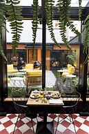 Hotel U14, Autograph Collection