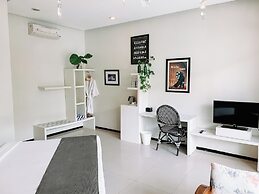 Casa Artista By Villa Kresna