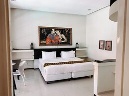 Casa Artista By Villa Kresna