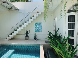 Casa Artista By Villa Kresna