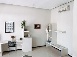 Casa Artista By Villa Kresna