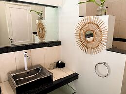 Casa Artista By Villa Kresna