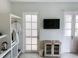 Casa Artista By Villa Kresna