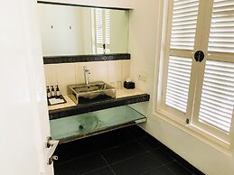 Casa Artista By Villa Kresna