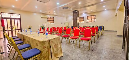 Villa Park Hotels