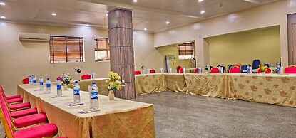 Villa Park Hotels