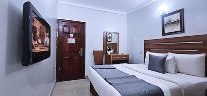 Villa Park Hotels