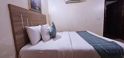 Villa Park Hotels