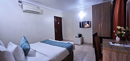 Villa Park Hotels
