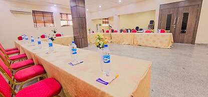Villa Park Hotels