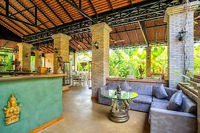 Floating Khmer Village Resort