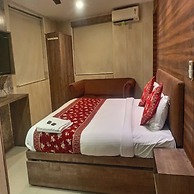 Hotel New Sky Palace Residency - Near International Airport