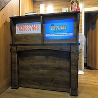 Hotel New Sky Palace Residency - Near International Airport