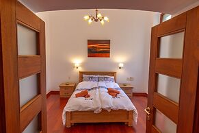 Art apartment in Mamila