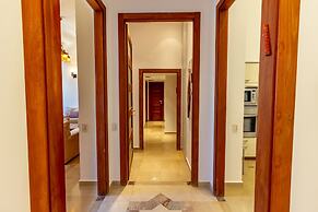 Art apartment in Mamila