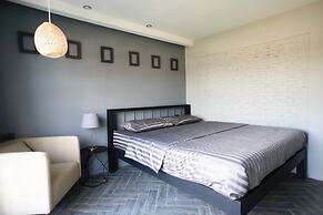 87 Oldtown @ River Pier