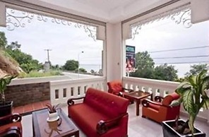 Nathalie's Vung Tau Restaurant & Hotel