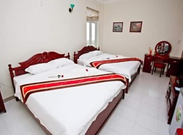 Nathalie's Vung Tau Restaurant & Hotel