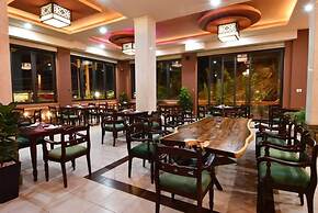 Nathalie's Vung Tau Restaurant & Hotel