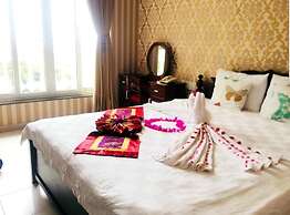 Nathalie's Vung Tau Restaurant & Hotel