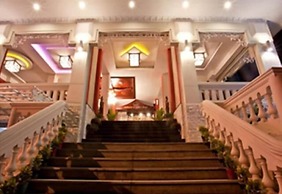 Nathalie's Vung Tau Restaurant & Hotel