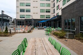 Aloft Charlotte Airport