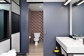 Aloft Charlotte Airport