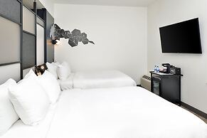 Aloft Charlotte Airport