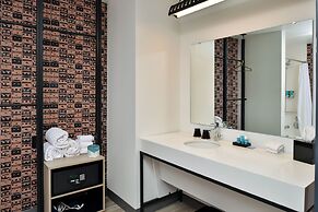 Aloft Charlotte Airport