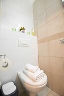 Art Apartment Near Mamila best Location 1