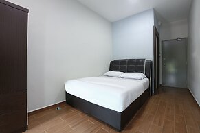 OYO 89859 PP Traveller's Hotel