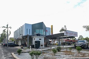 OYO 89859 PP Traveller's Hotel