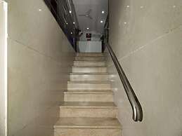 Hotel Paris Residency