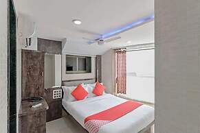 Hotel Paris Residency