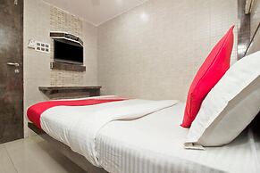 Hotel Paris Residency