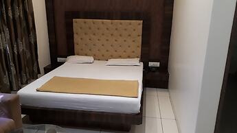 Hotel Paris Residency