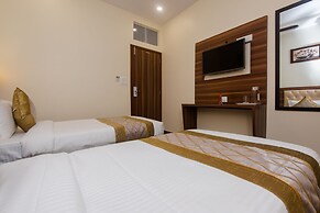 Hotel Axis International