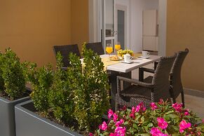 Apartments Flora