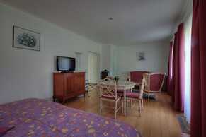 Hostellerie le Prieuré de Conques