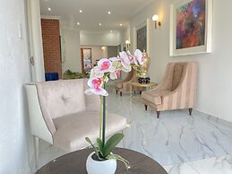 Amoris Guest House - Randburg