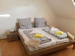 Gästezimmer  Weingut Peter
