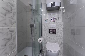 Sky & Sun Luxury Rooms