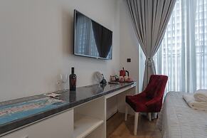 Sky & Sun Luxury Rooms
